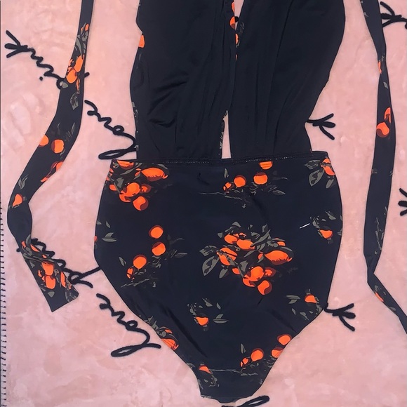 Cocoship, XL, black with red roses - Picture 3 of 4